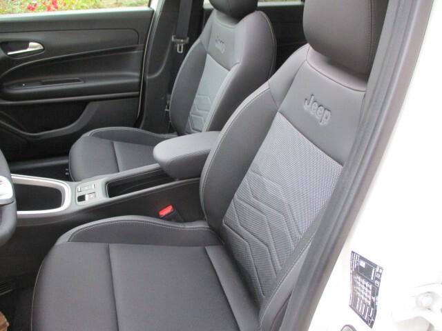 Jeep Avenger 1.2 Turbo 110 CV MHEV Summit