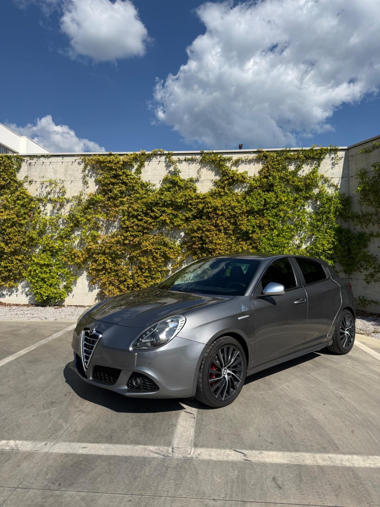 Alfa Romeo Giulietta 1750 TBi Quadrifoglio Verde