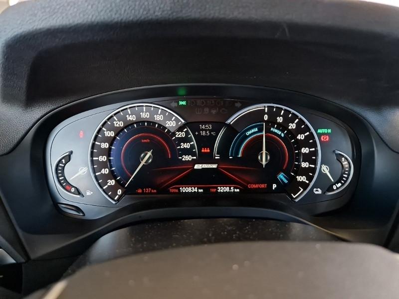 BMW X3 xDrive 30e Business Advantage Autom.