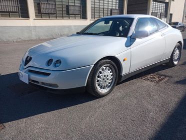 Alfa Romeo GTV 2.0i 16V Twin Spark cat