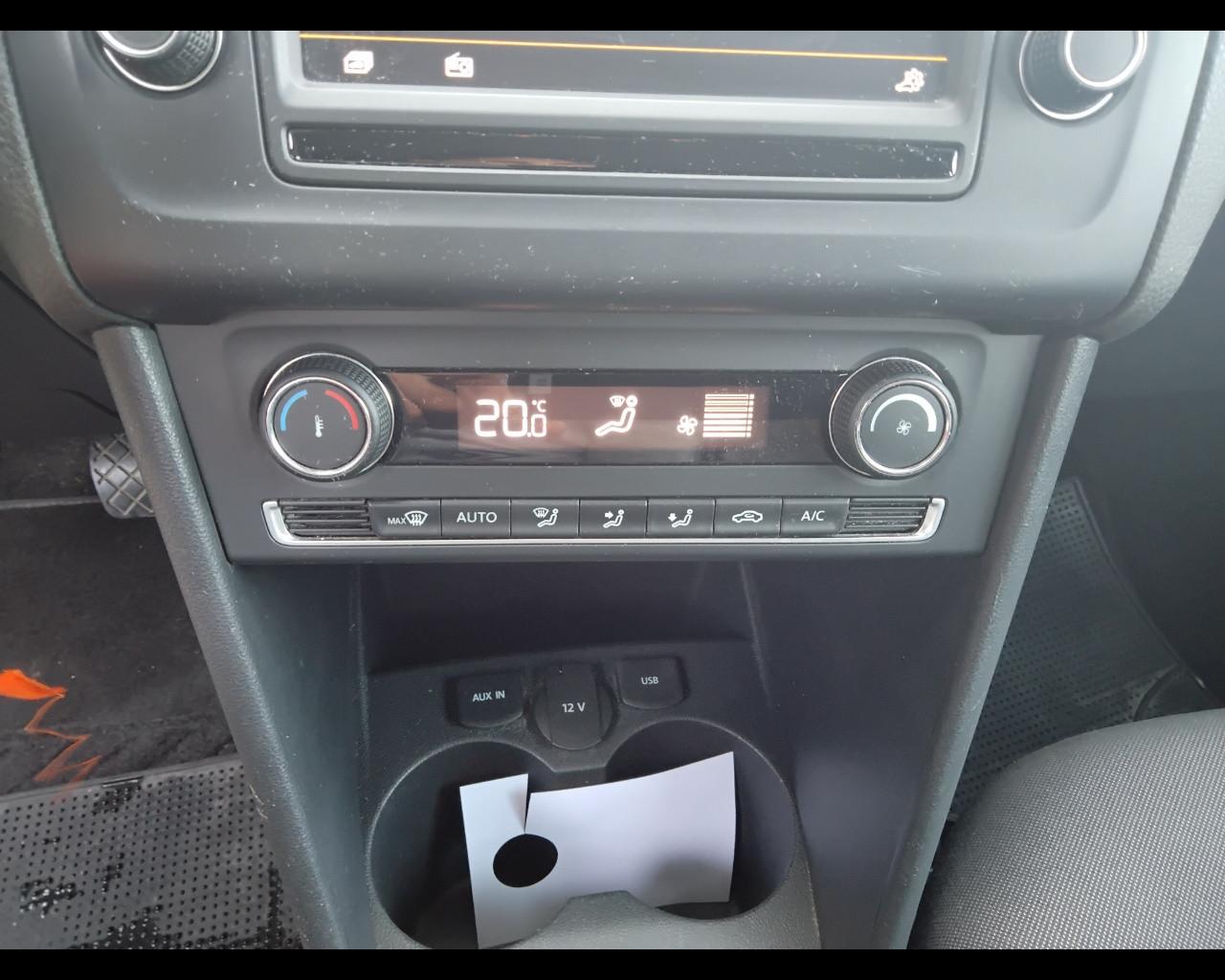 VOLKSWAGEN Polo V 2014 - Polo 5p 1.0 mpi Comfortline 75cv