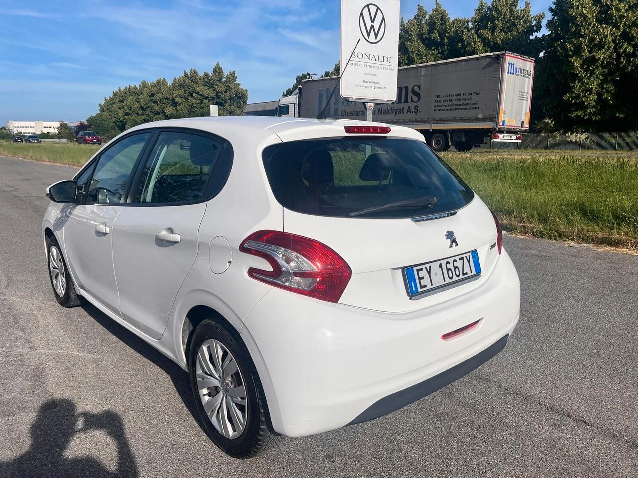 Peugeot 208 1.4 HDi 68 CV 5 porte Access