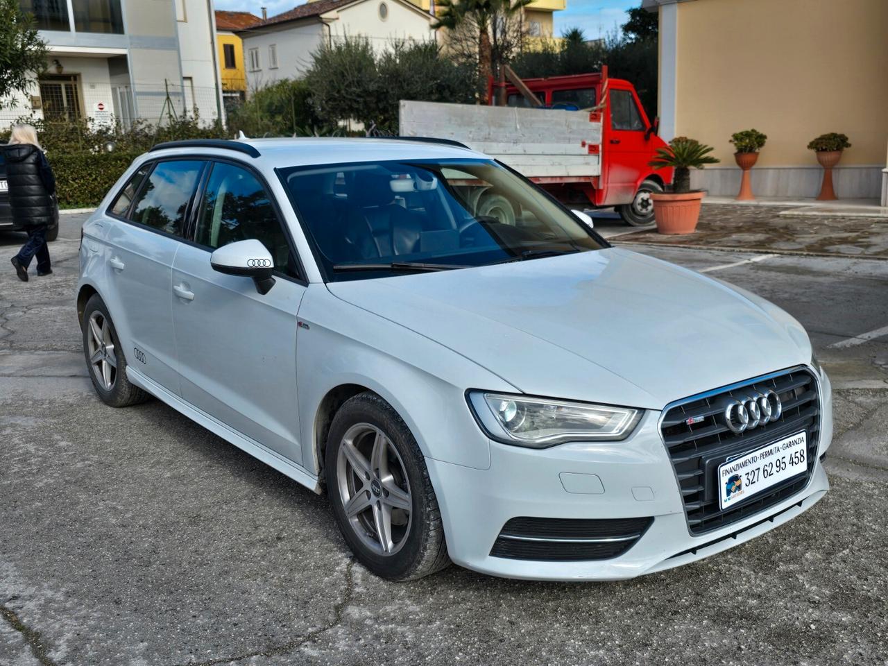 Audi A3 1.6 TDI clean S-line