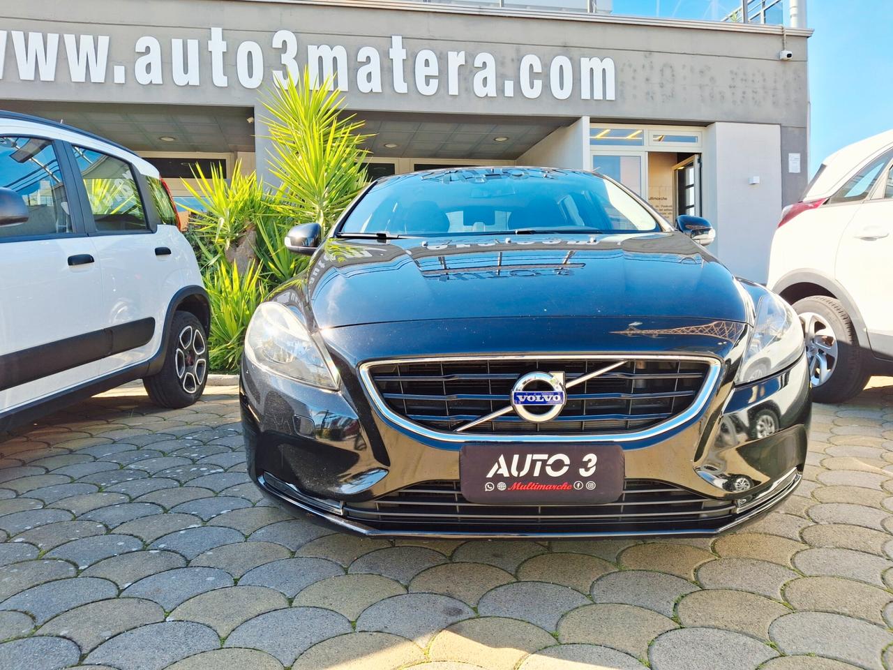 Volvo V40 D2 1.6 Summum" Perfetta!