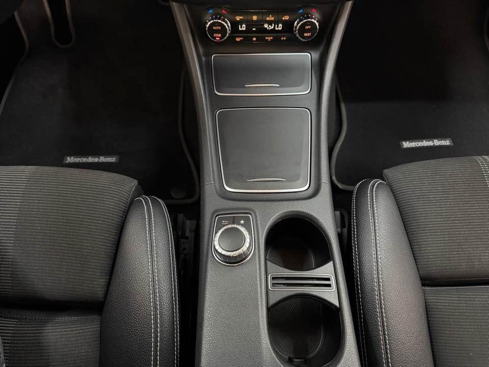 Mercedes-benz GLA 200 D Sport Night Pack 136/CV 2019