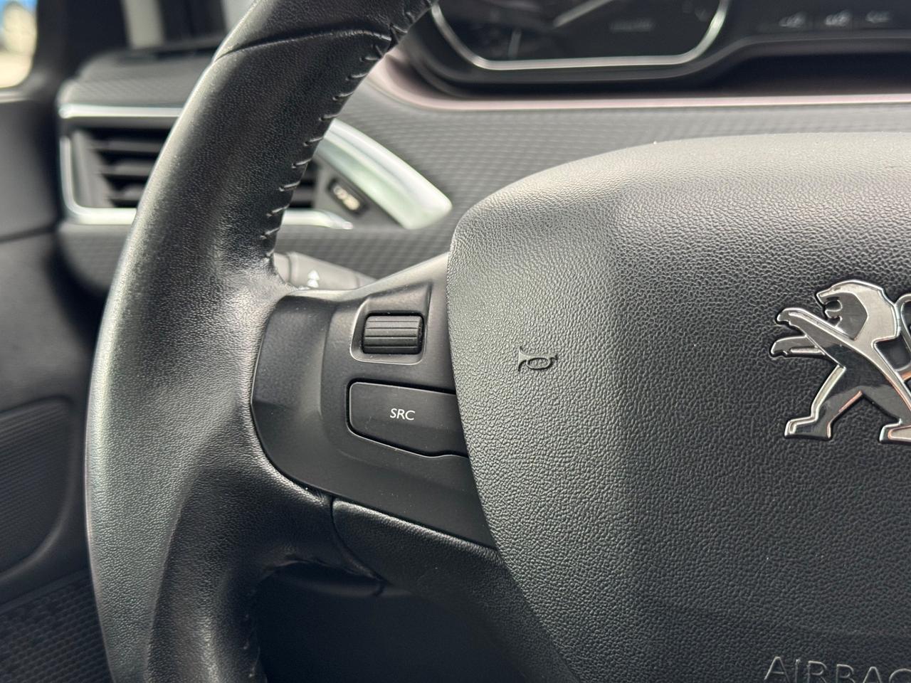 Peugeot 2008 1.2 VTi 82CV Active