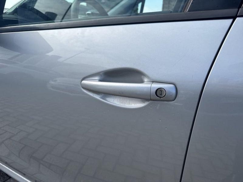Peugeot 208 5P 1.2 PURETECH ALLURE 82CV