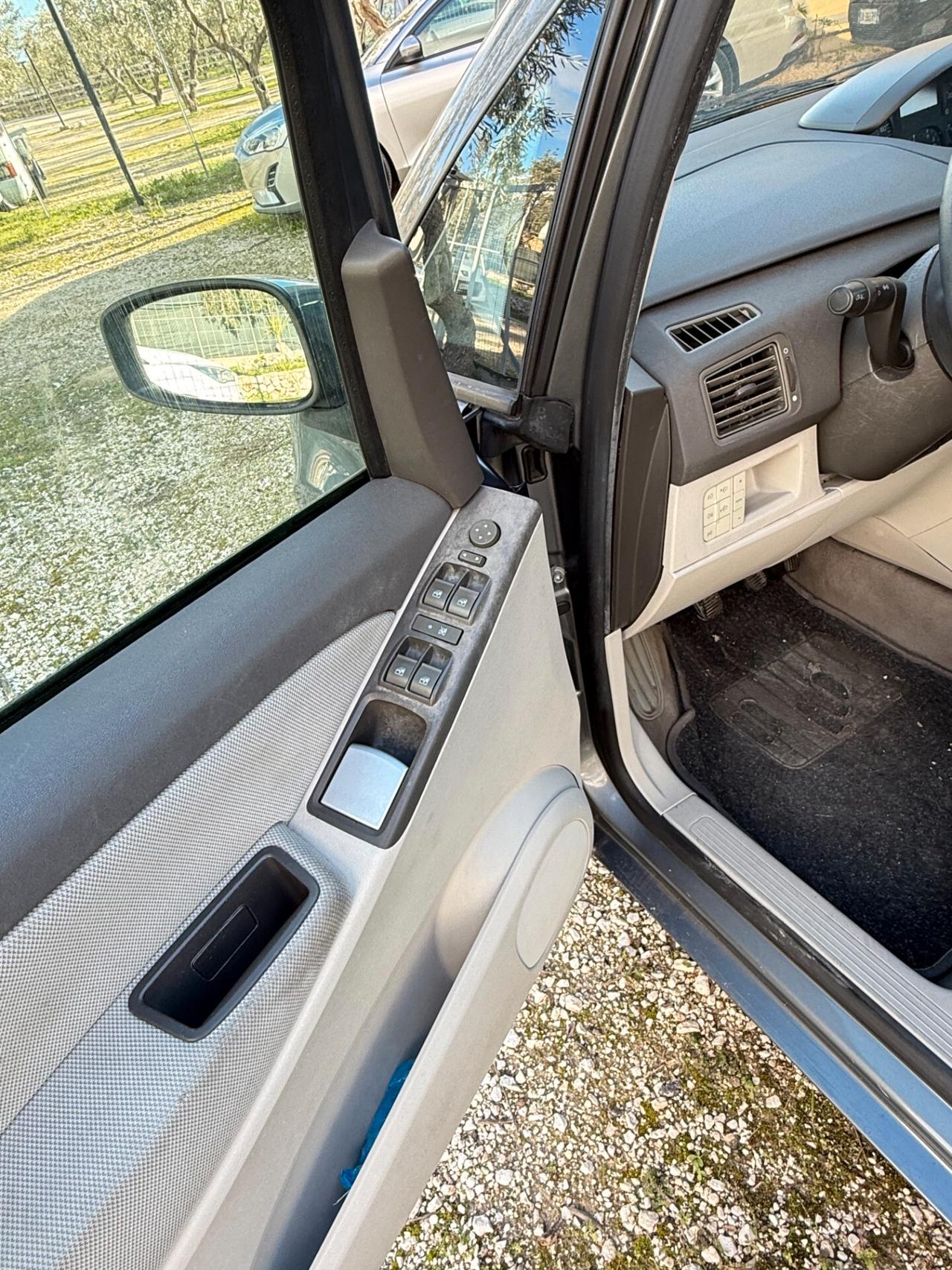 Fiat Idea 1.3 Multijet 16V Emotion