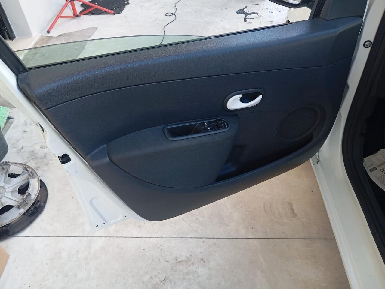 Clio 1.5 dCi 75CV "KM CERTIFICATI"