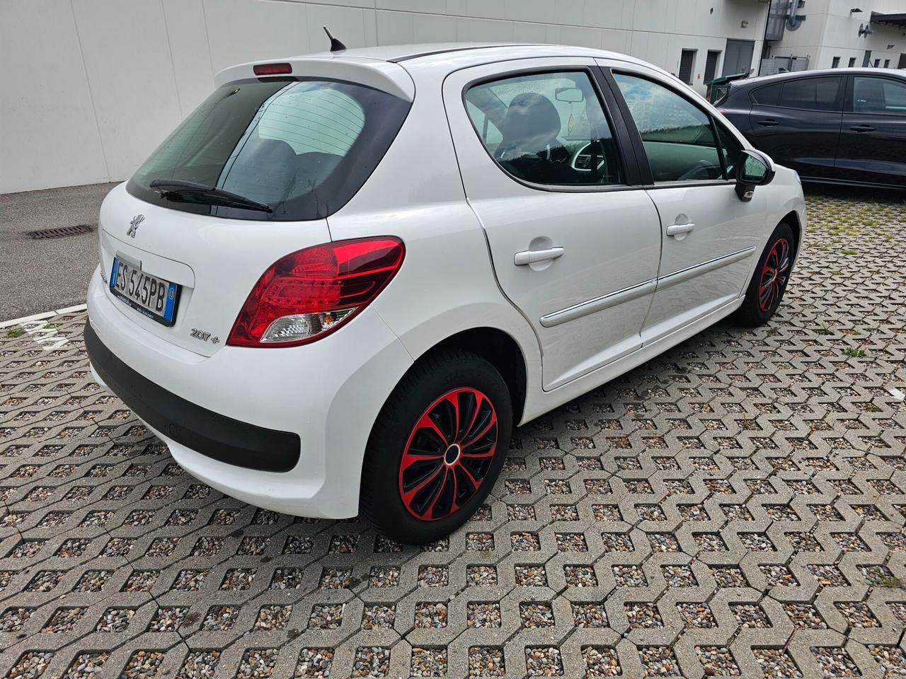 Peugeot 207 Plus 1.4 8V 75CV 5p. ECO GPL