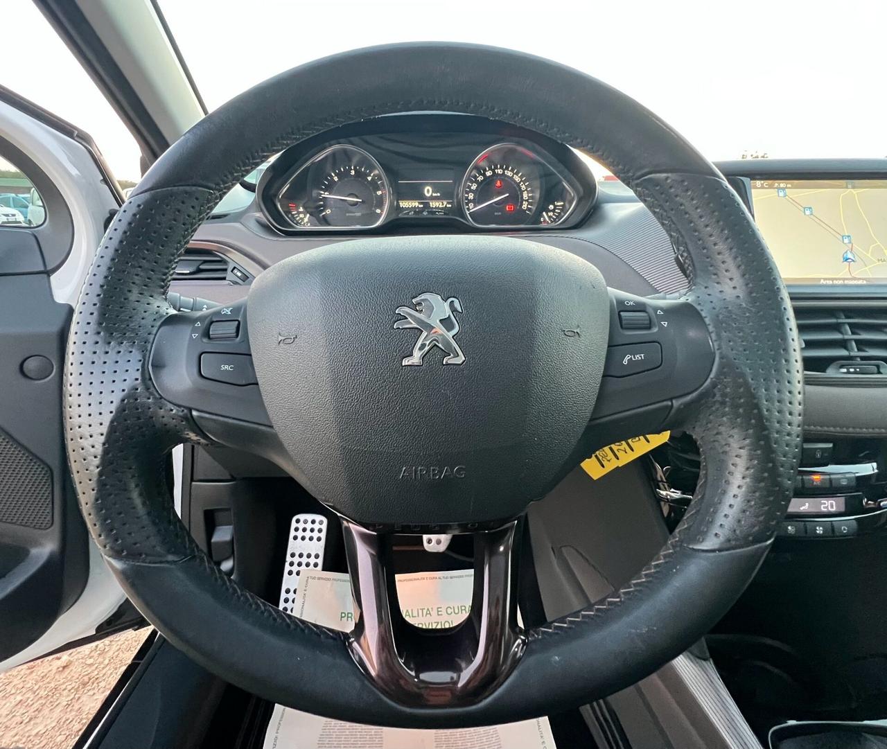 Peugeot 2008 1.6 HDi 115 CV Allure