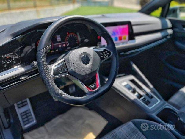 Volkswagen Golf GTI DSG
