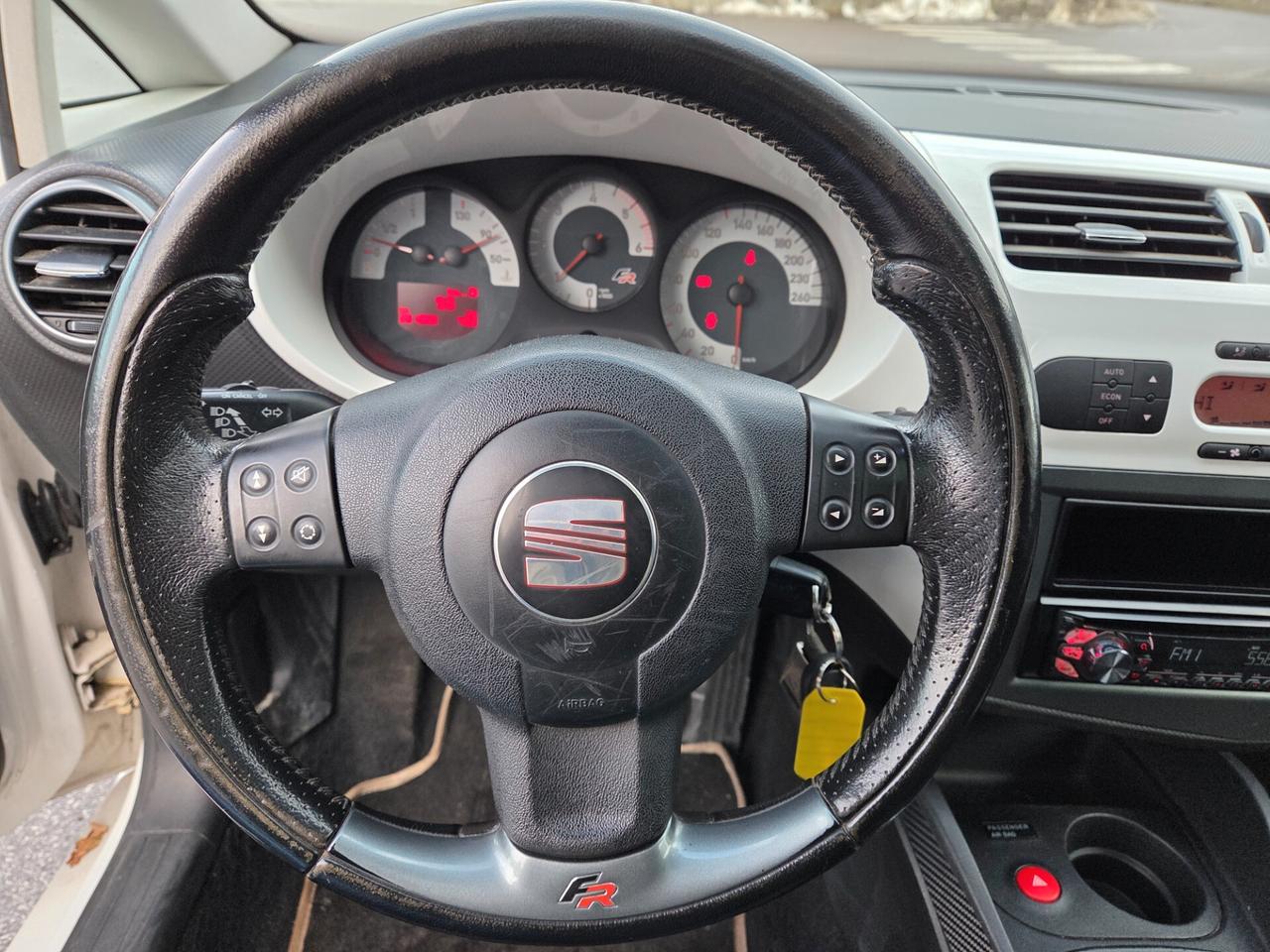 Seat Leon 2.0 TDI DPF FR