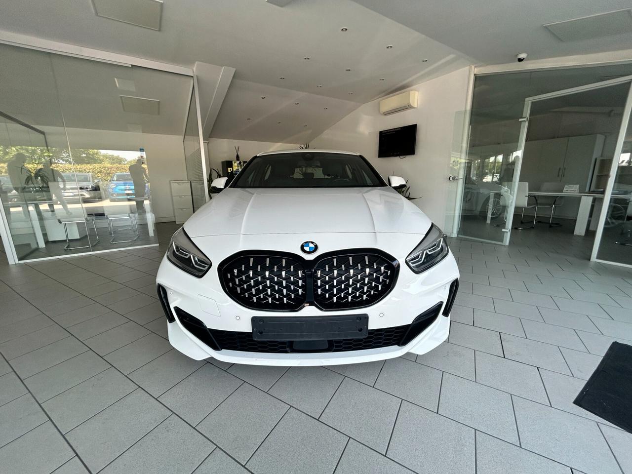 Bmw 118 118i 5p. Sport