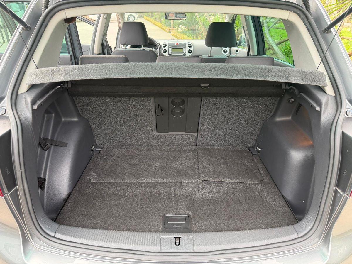 VOLKSWAGEN - Golf Plus