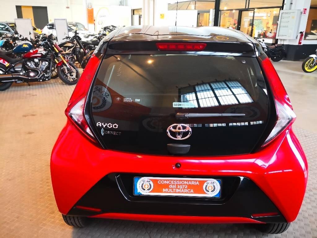 Toyota Aygo Connect 1.0 VVT-i 72 CV 5 porte x-play