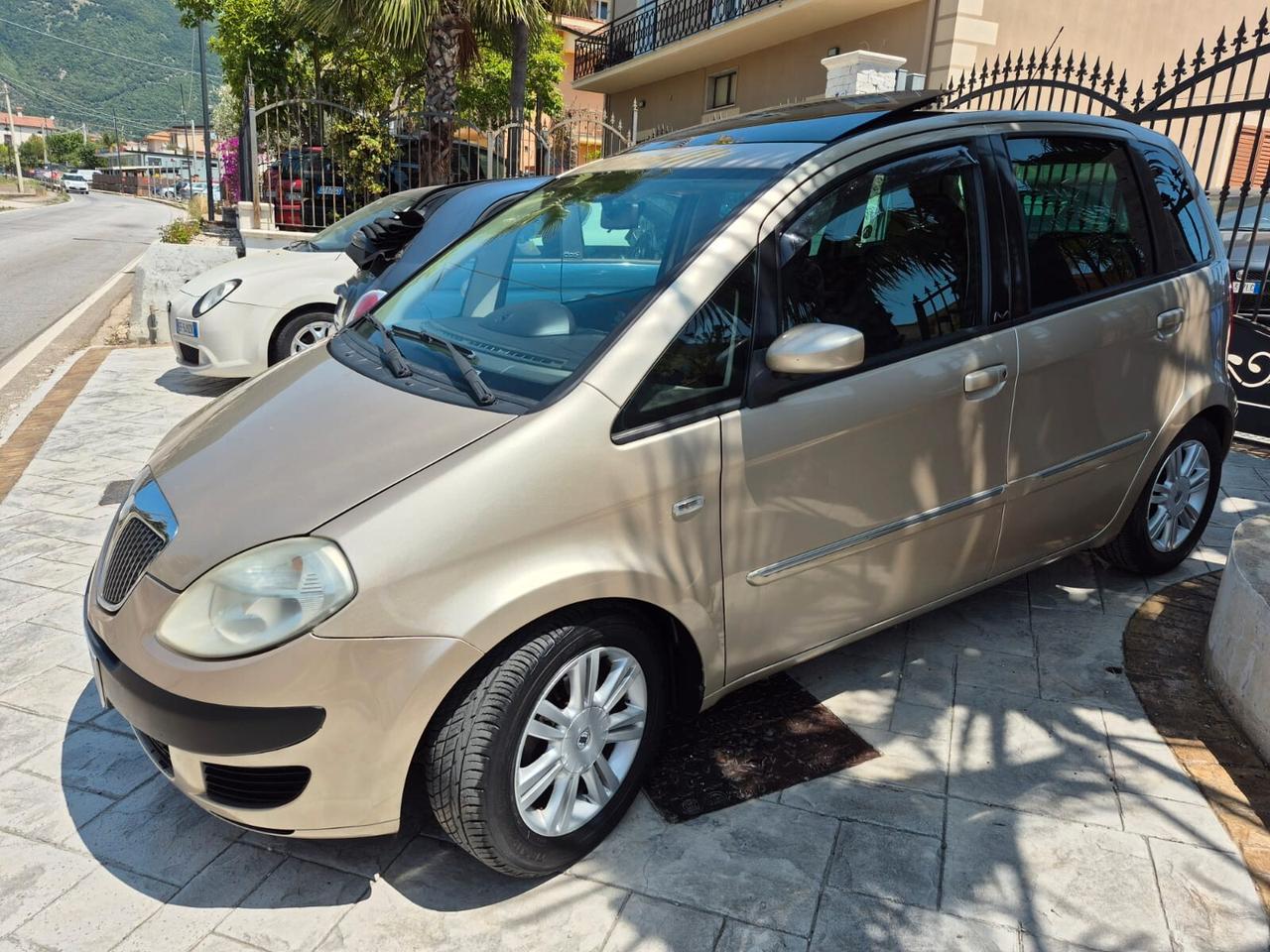 Lancia MUSA 1.4 16V Platino gpl