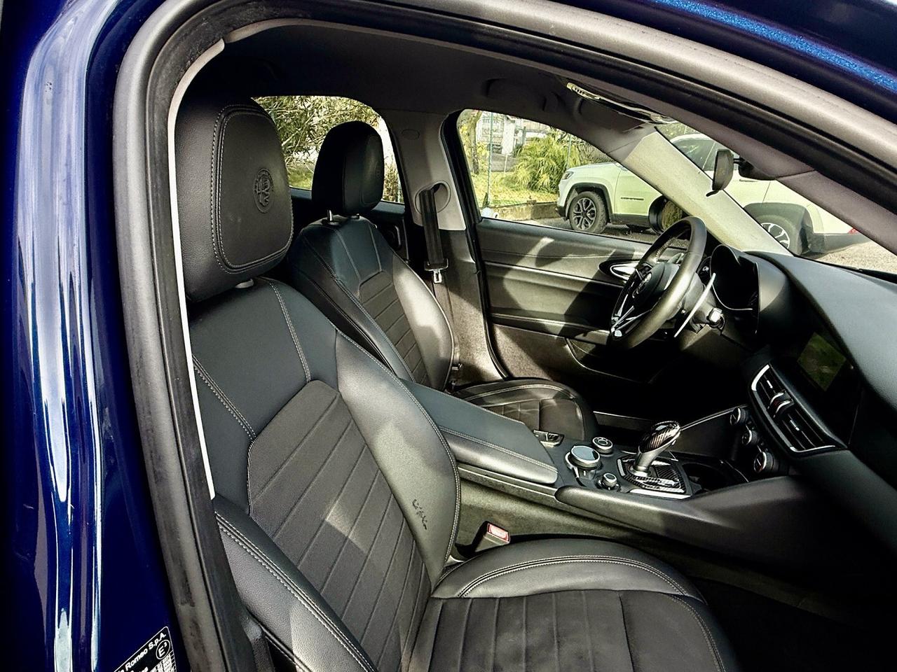 ALFAROMEO GIULIA 150CV NAVI CLIMA LED