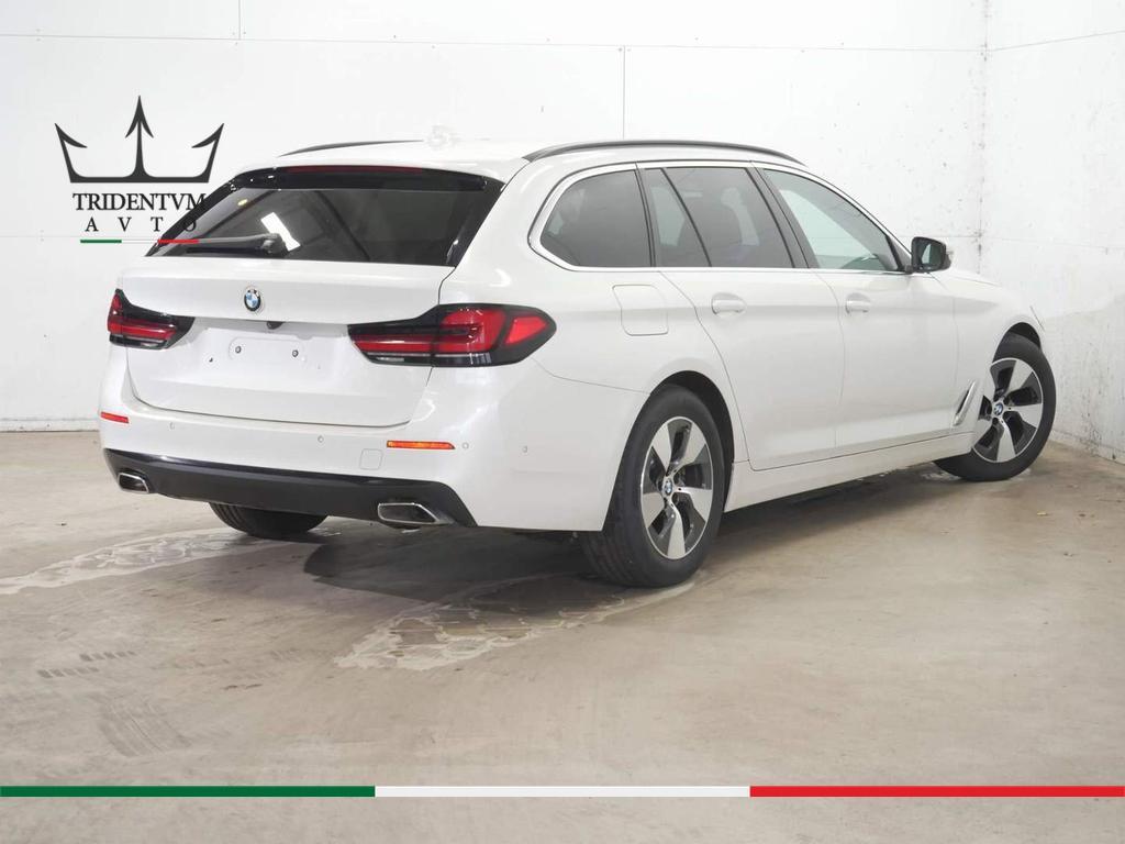 BMW Serie 5 520d Touring mhev 48V Business auto