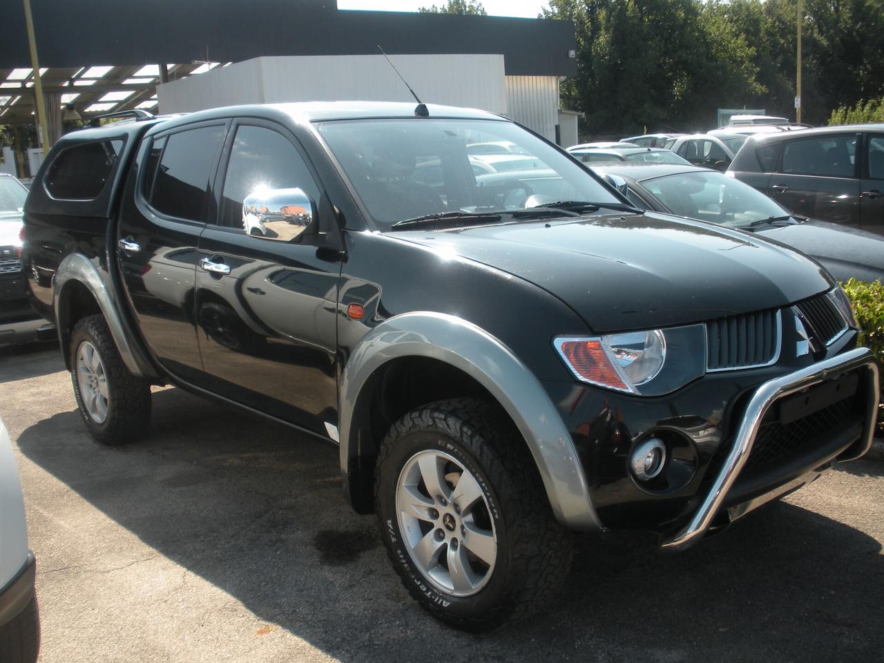 Mitsubishi L200 2.5 DI-D/178CV DC Intense