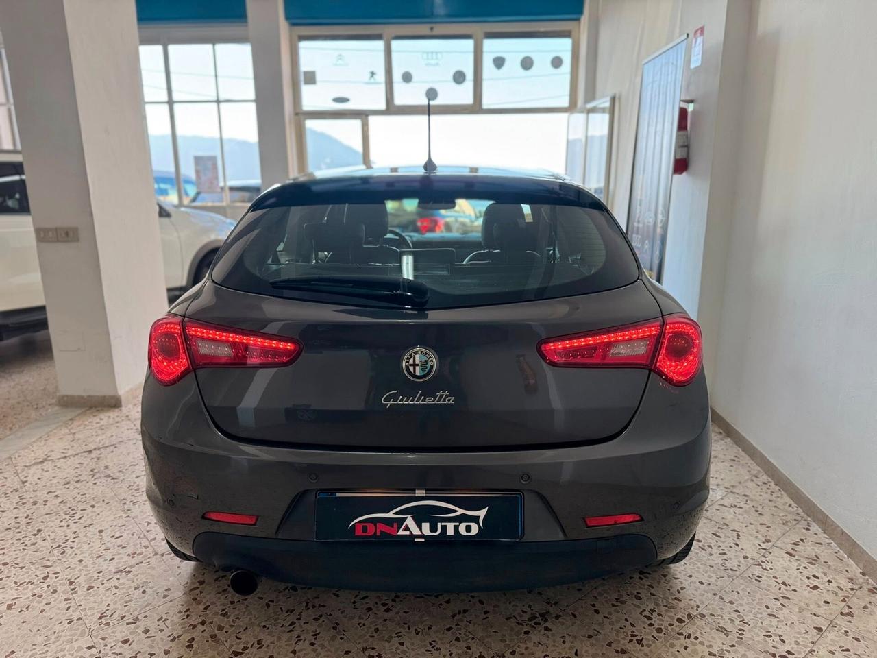 Alfa Romeo Giulietta 1.6 JTDm-2 105 CV Exclusive