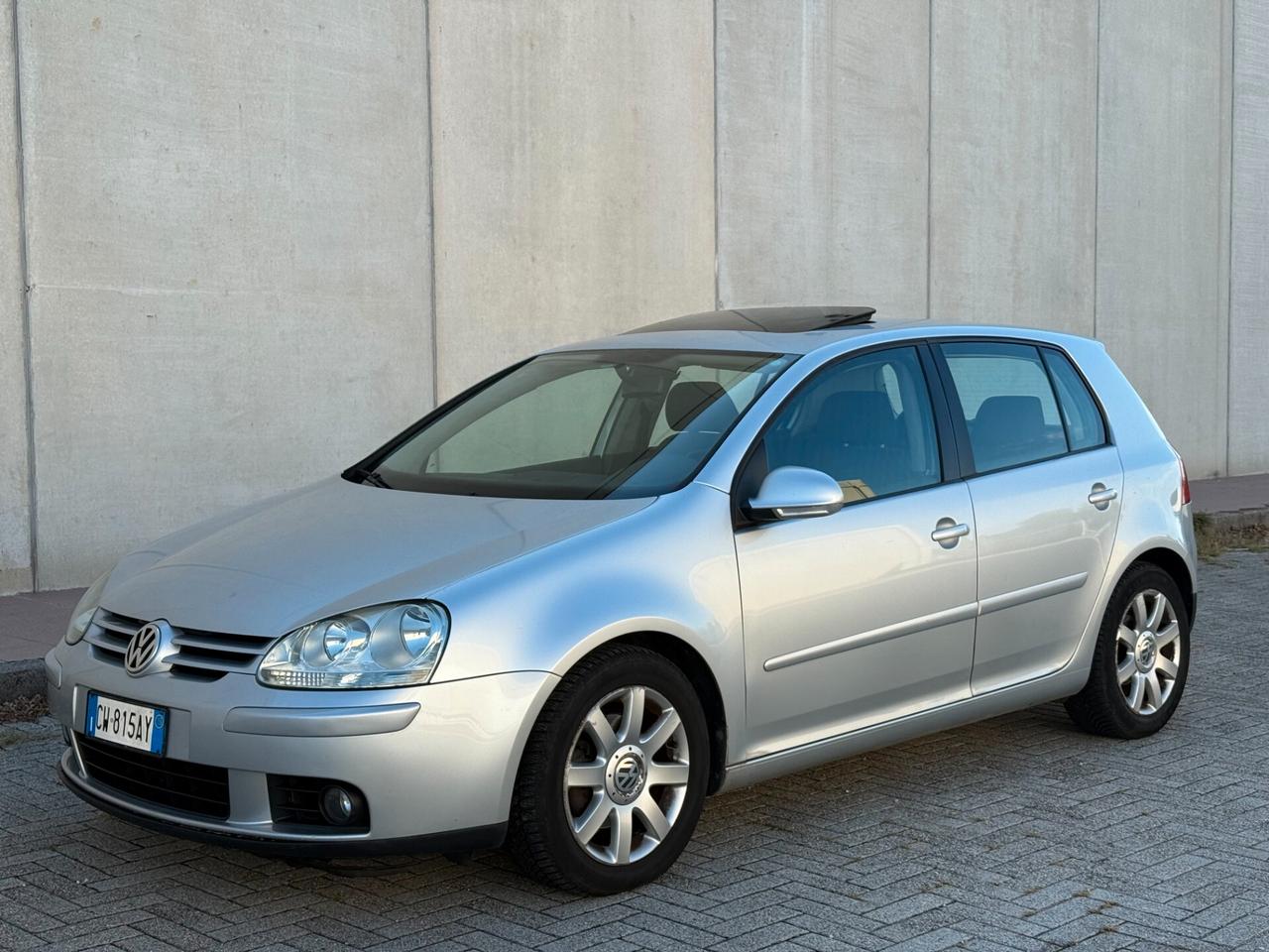 Volkswagen Golf 2.0 16V TDI 5p. Sportline
