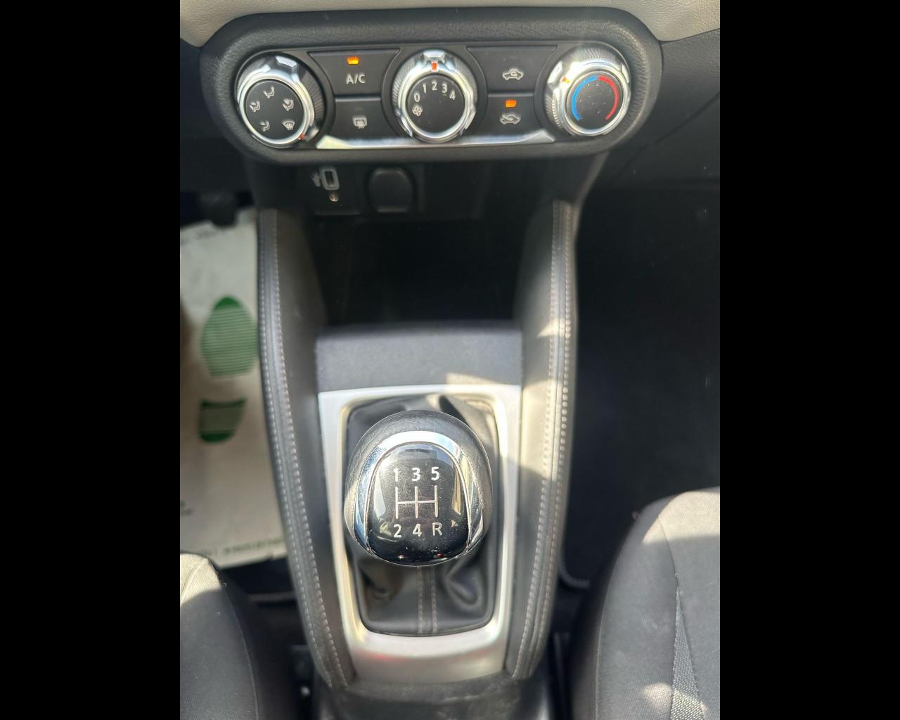 NISSAN Micra 1.0 Acenta 100cv