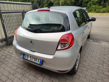 RENAULT CLIO DEL 2010 1.2BENZINA MOLTO BELLA