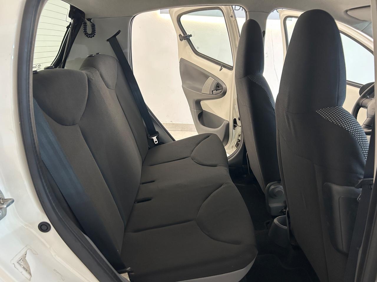 Toyota Aygo 1.0 benzina 50kw cambio automatico