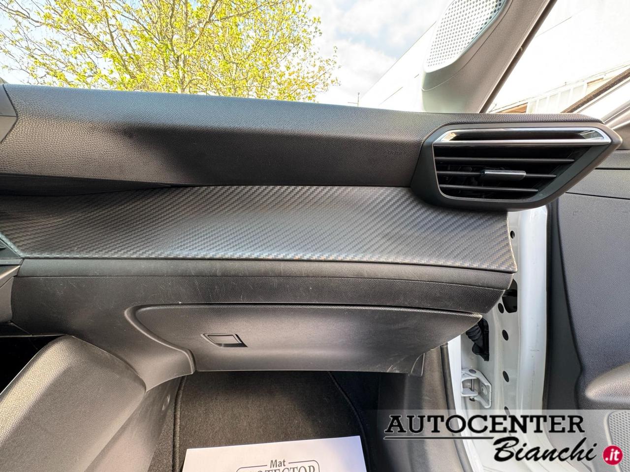 Peugeot 208 5 Porte 1.5 bluehdi Like s&s 100cv