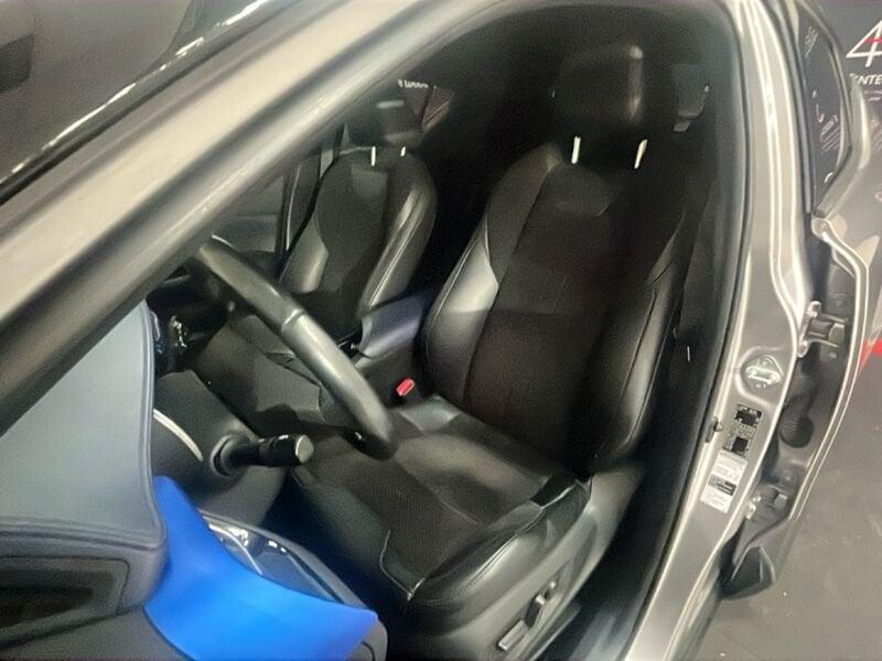 Toyota C-HR C-HR 2.0 Hybrid E-CVT Style