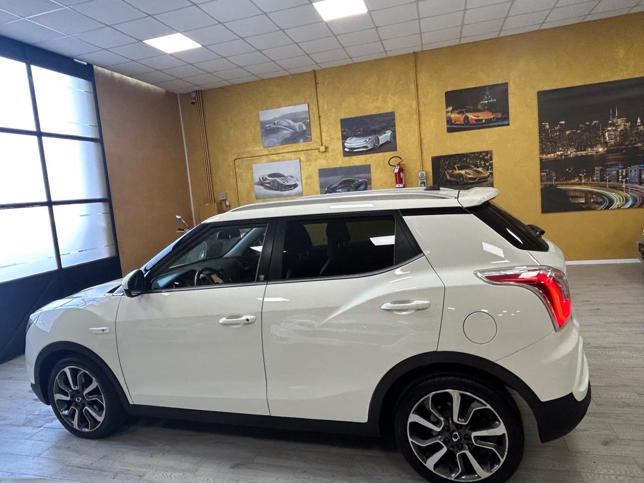SSANGYONG TIVOLI 1.6d 116 cv “NAVI/RETRO/LED”-2017