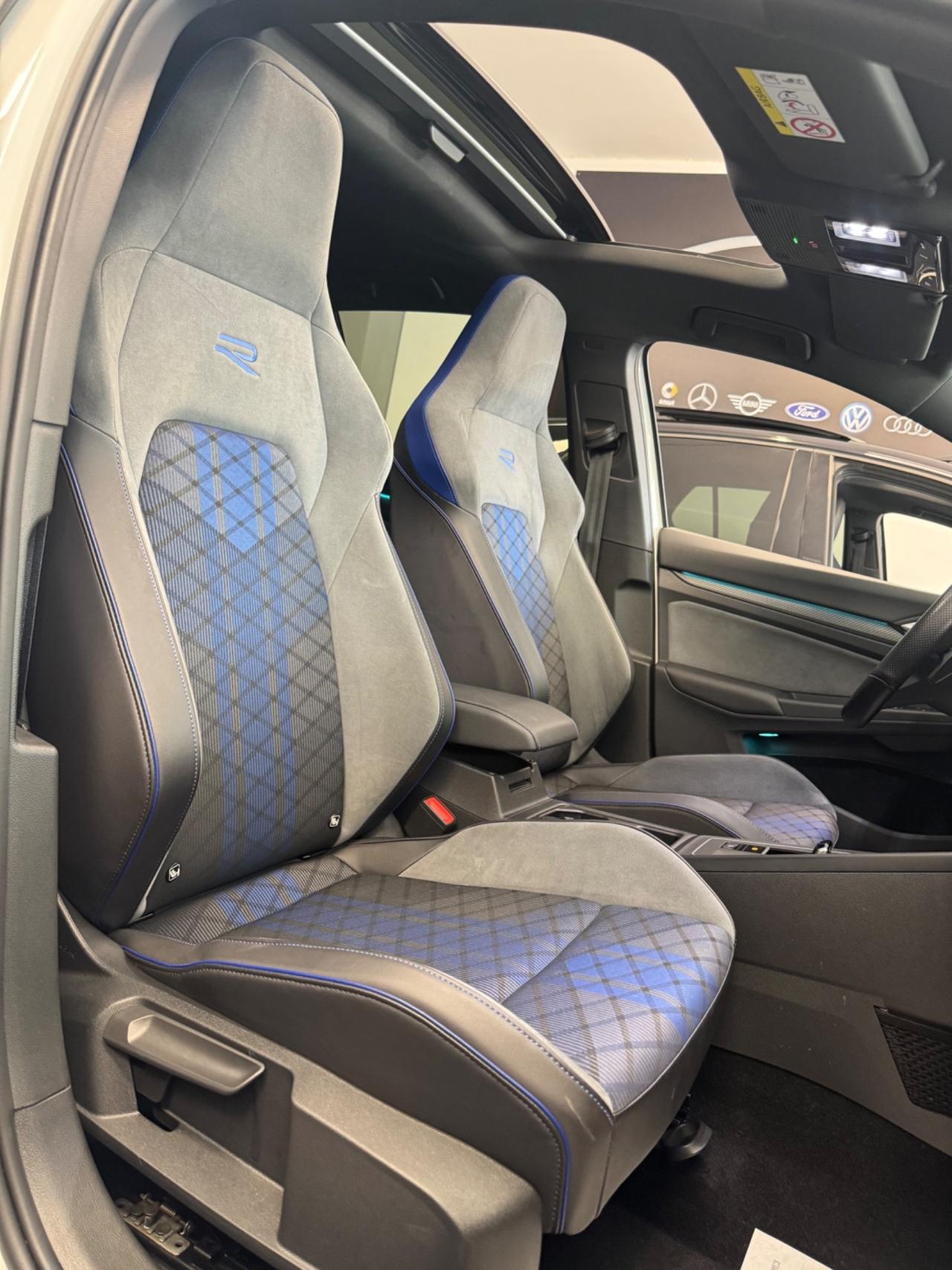 VW Golf R 2.0 TSI 320 Cv 4Motion Tetto/Akrapovic