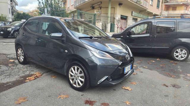 TOYOTA Aygo 1.0 VVT-i 69 CV 5 porte x-cool