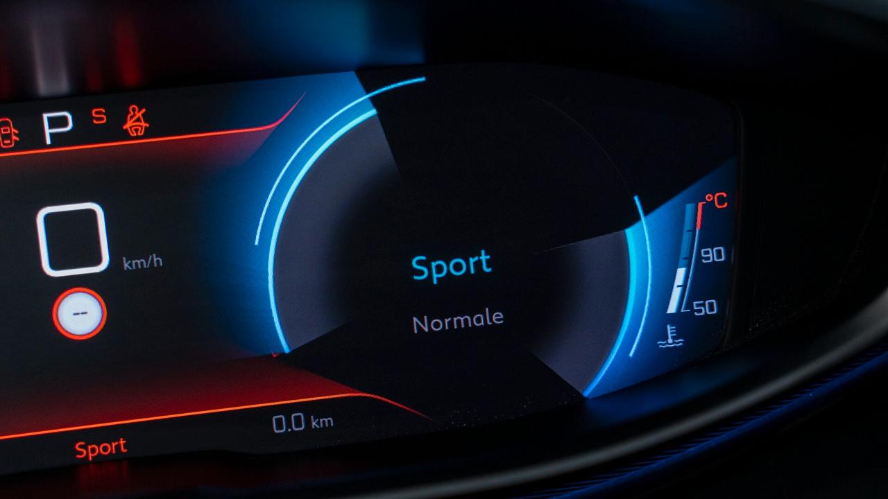 Peugeot 5008 1.5 BLUEHDI ALLURE PACK EAT8 7 POSTI S&S 131 CV AUTO VIRTUAL FULL OPTIONAL