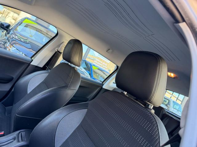 PEUGEOT 2008 BlueHDi 100 Allure Grip Control