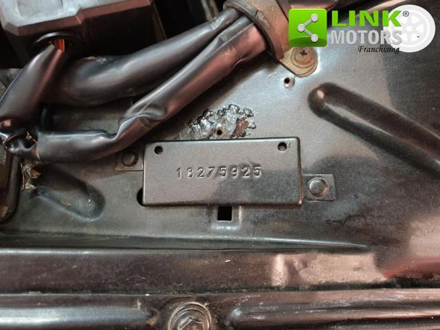 LANCIA Thema 8.32 ferrari 32v 215cv