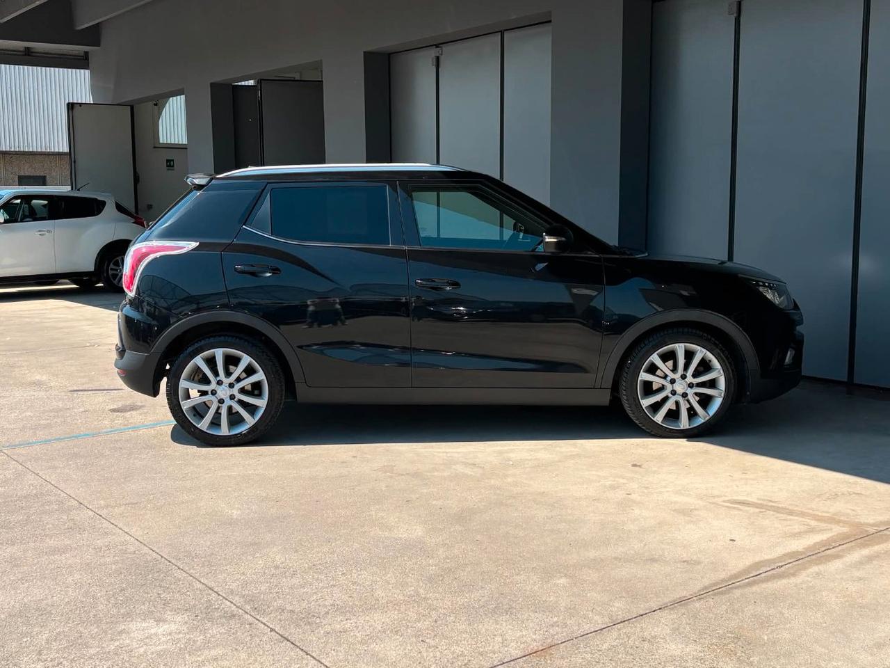 SsangYong Tivoli 1.6 EXCLUSIVE 2WD AUTO