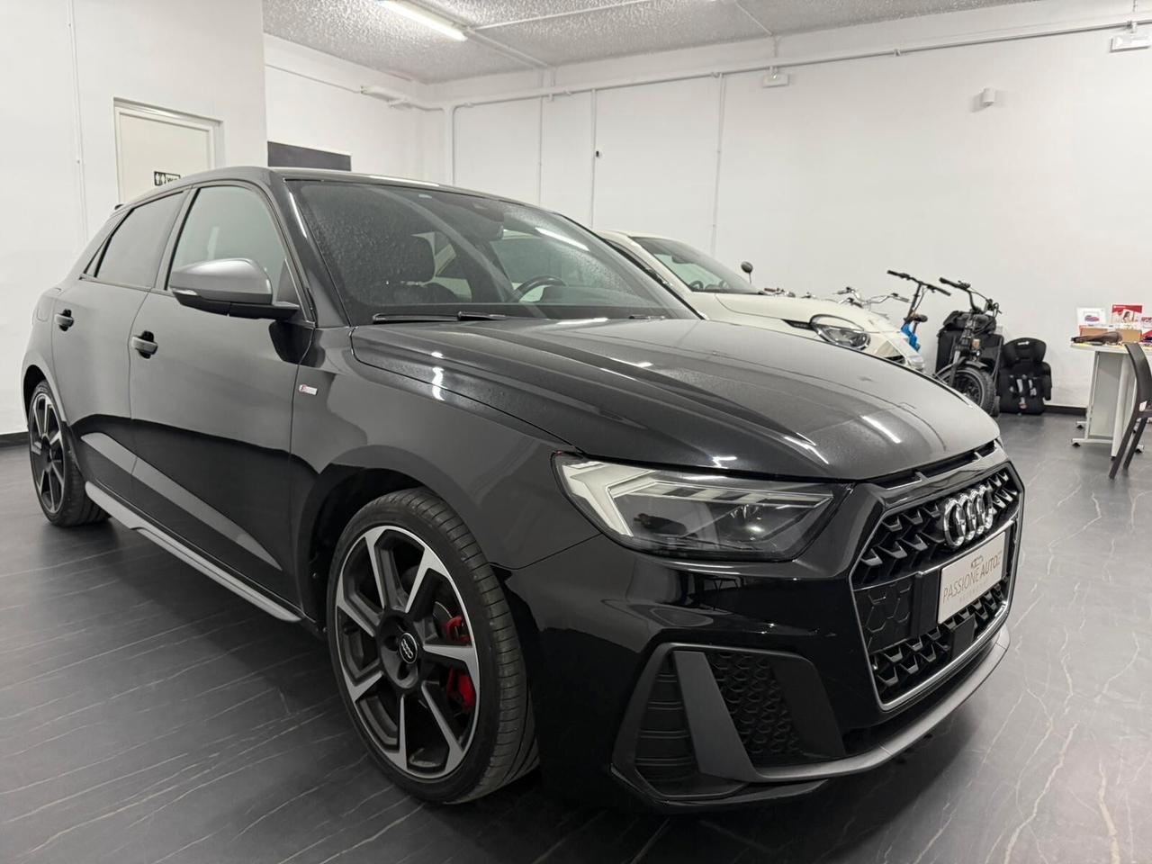 Audi A1 SPB 40 TFSI S tronic line edition