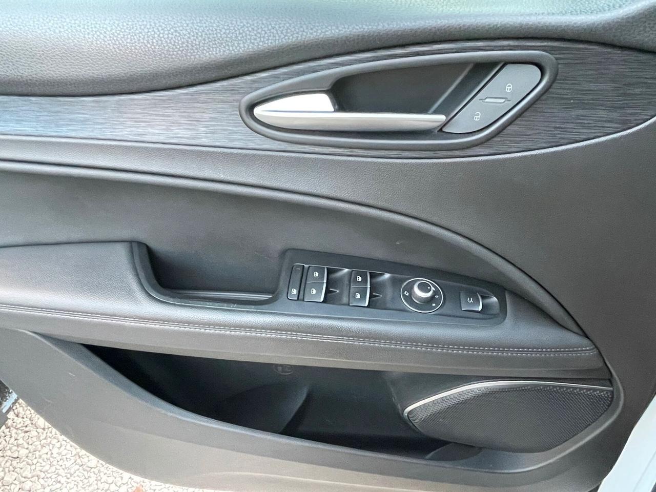 Alfa Romeo Stelvio 2.2 Turbodiesel 190 CV AT8 Q4
