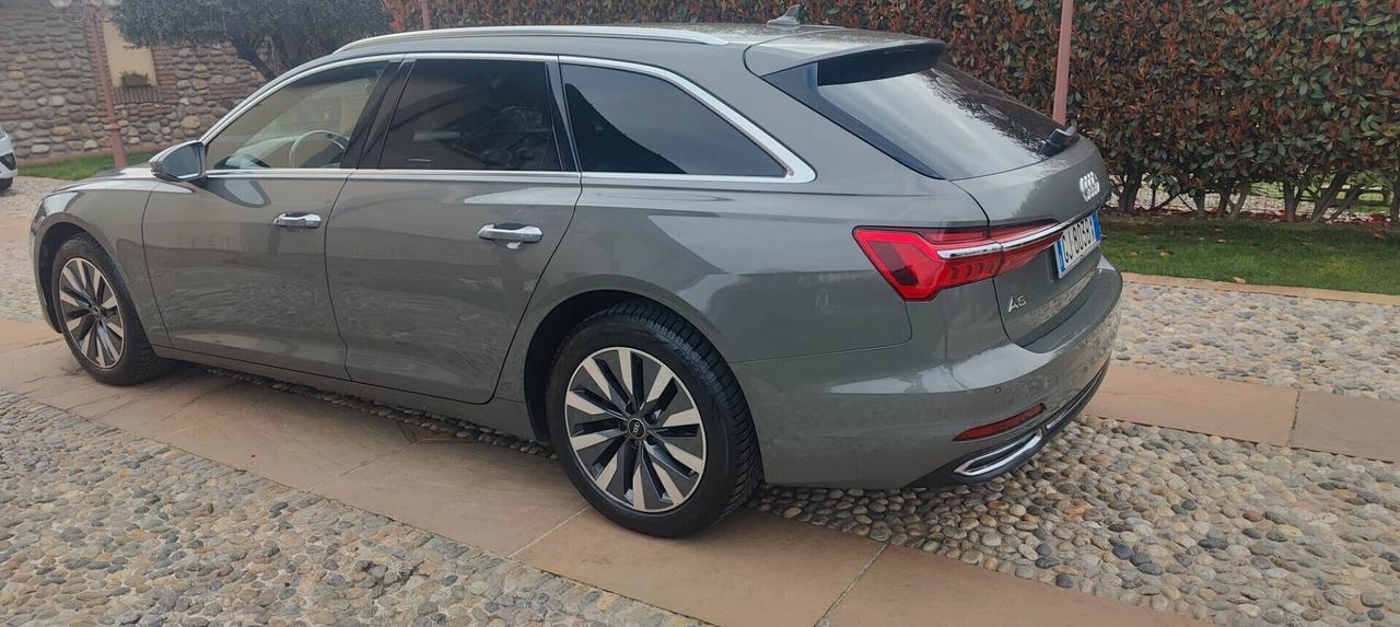 Audi A6 Avant 40 2.0 TDI quattro ultra S tronic Business Design
