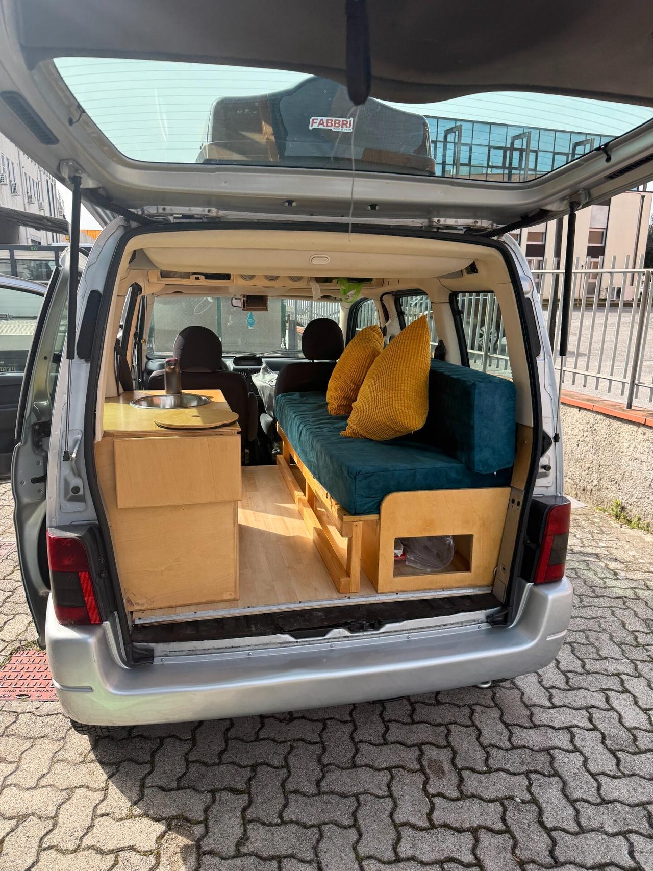 Citroen Berlingo camperizzato allestito