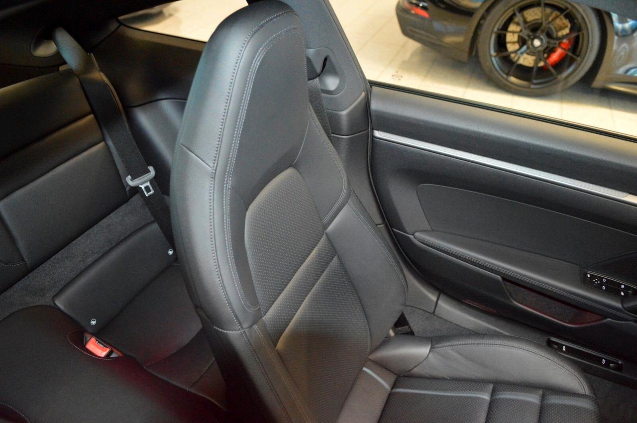 Porsche 911 Carrera