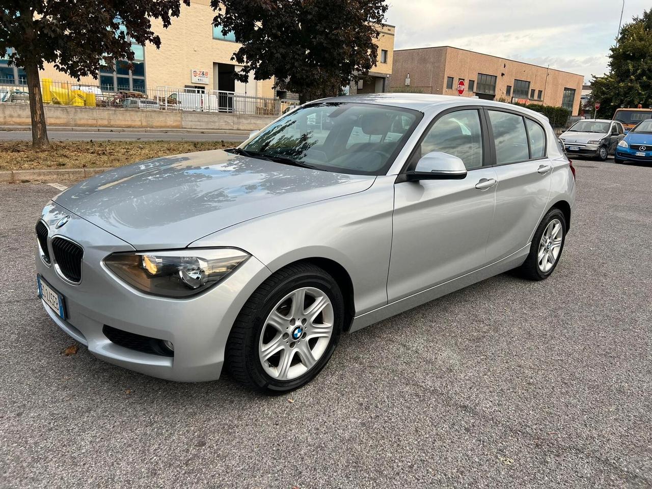 Bmw 135 120d 5p. Sport