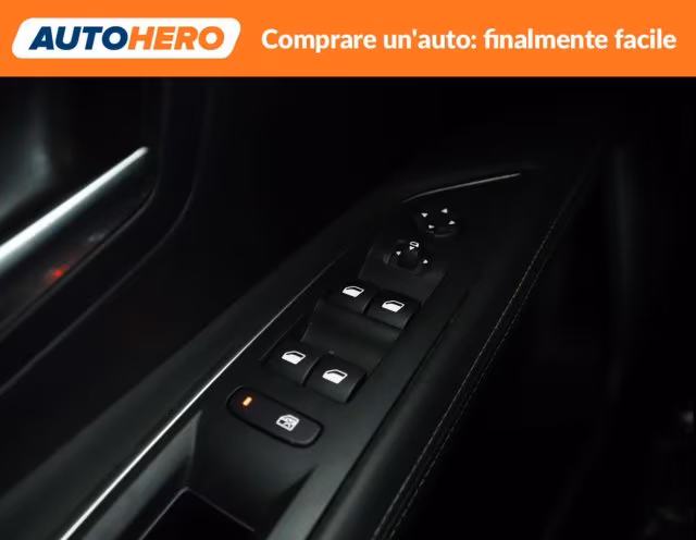 PEUGEOT 3008 BlueHDi 130 GT Line