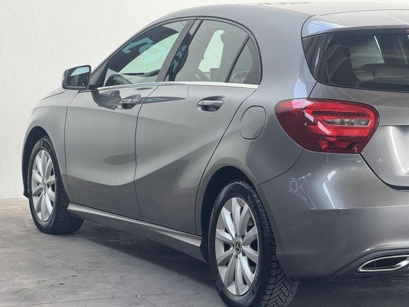 Mercedes-Benz Classe A A 160 d Sport AUTOMATICA NEOPATENTATI CRONOLOGIA TAGLIANDI