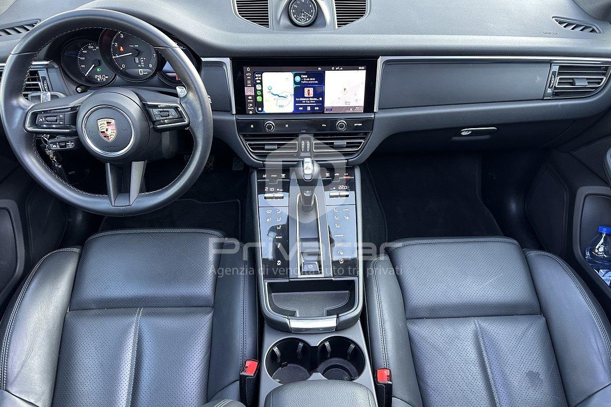 PORSCHE Macan 2.0