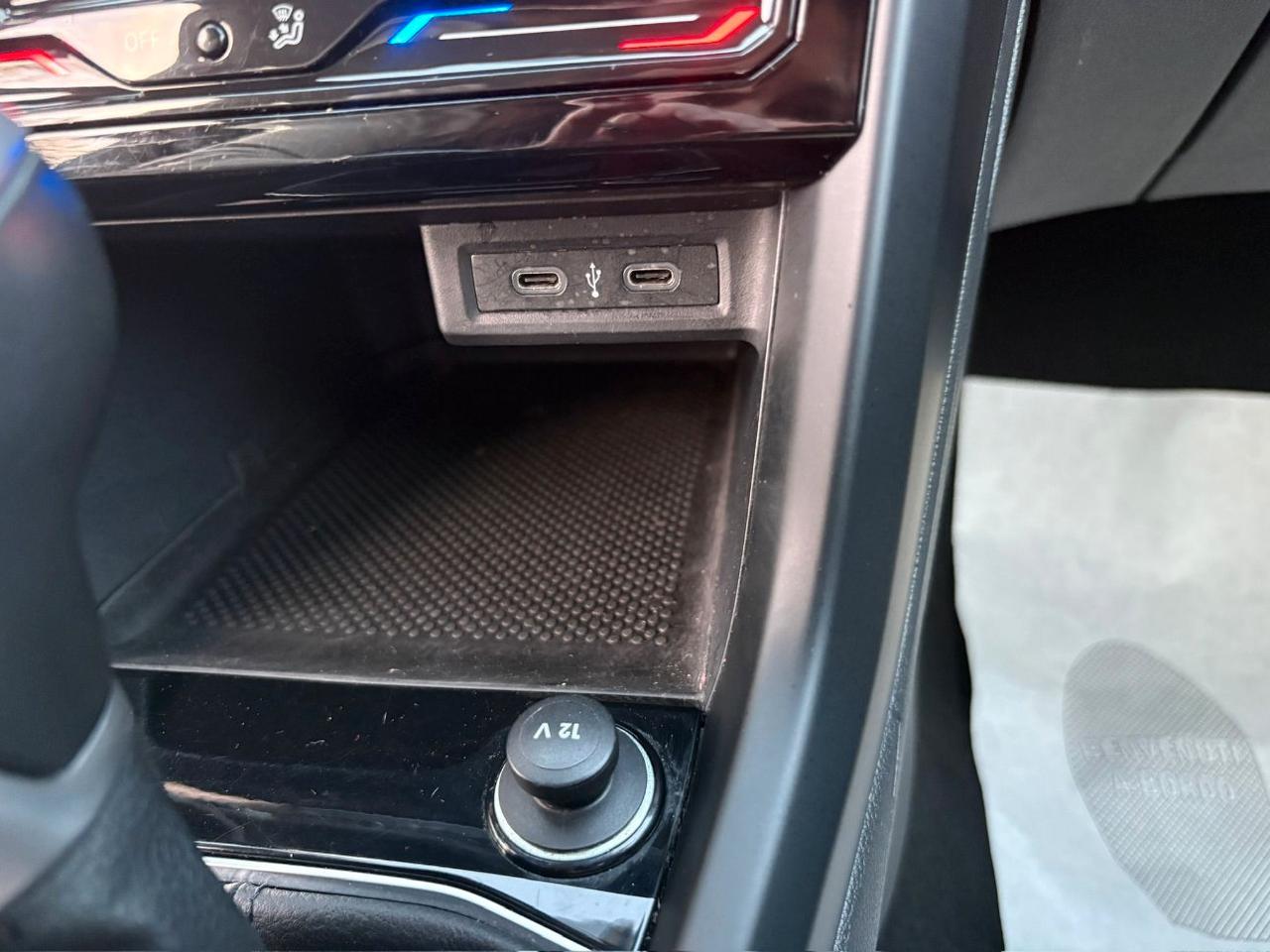 Volkswagen T-Cross 1.0 tsi Advanced 110cv