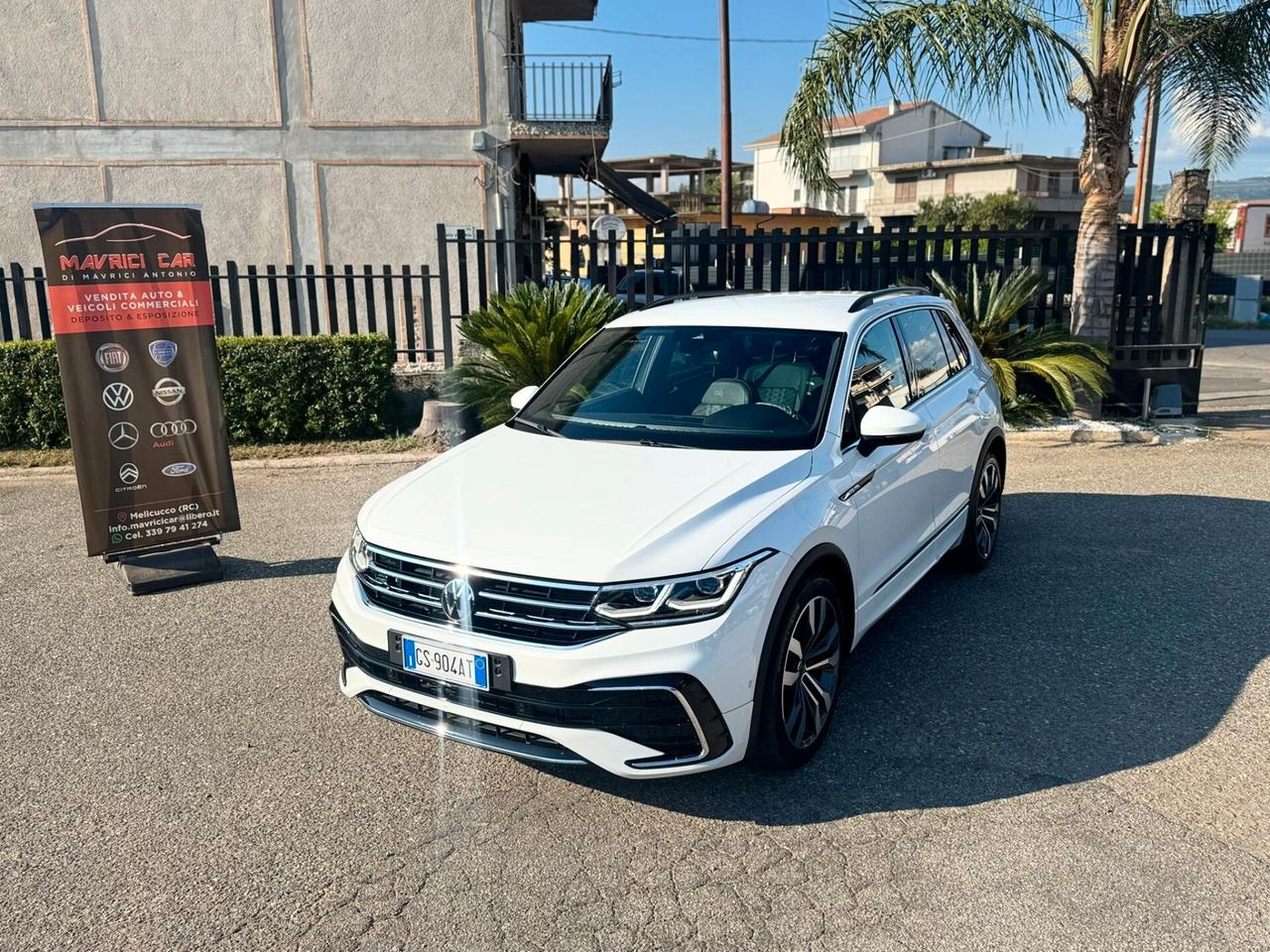 Volkswagen Tiguan R line 2.0 TDI 200 CV SCR DSG 4MOTION R-Line