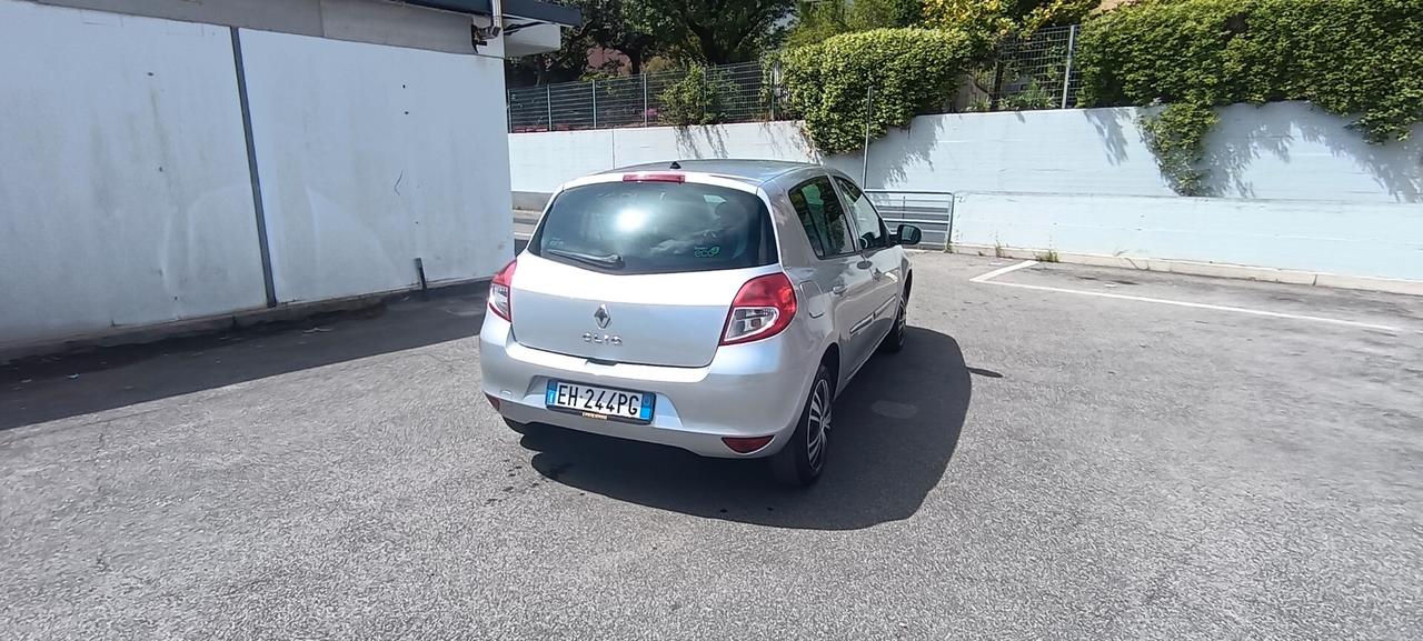 Renault Clio 1.2 16V 5 porte Yahoo!